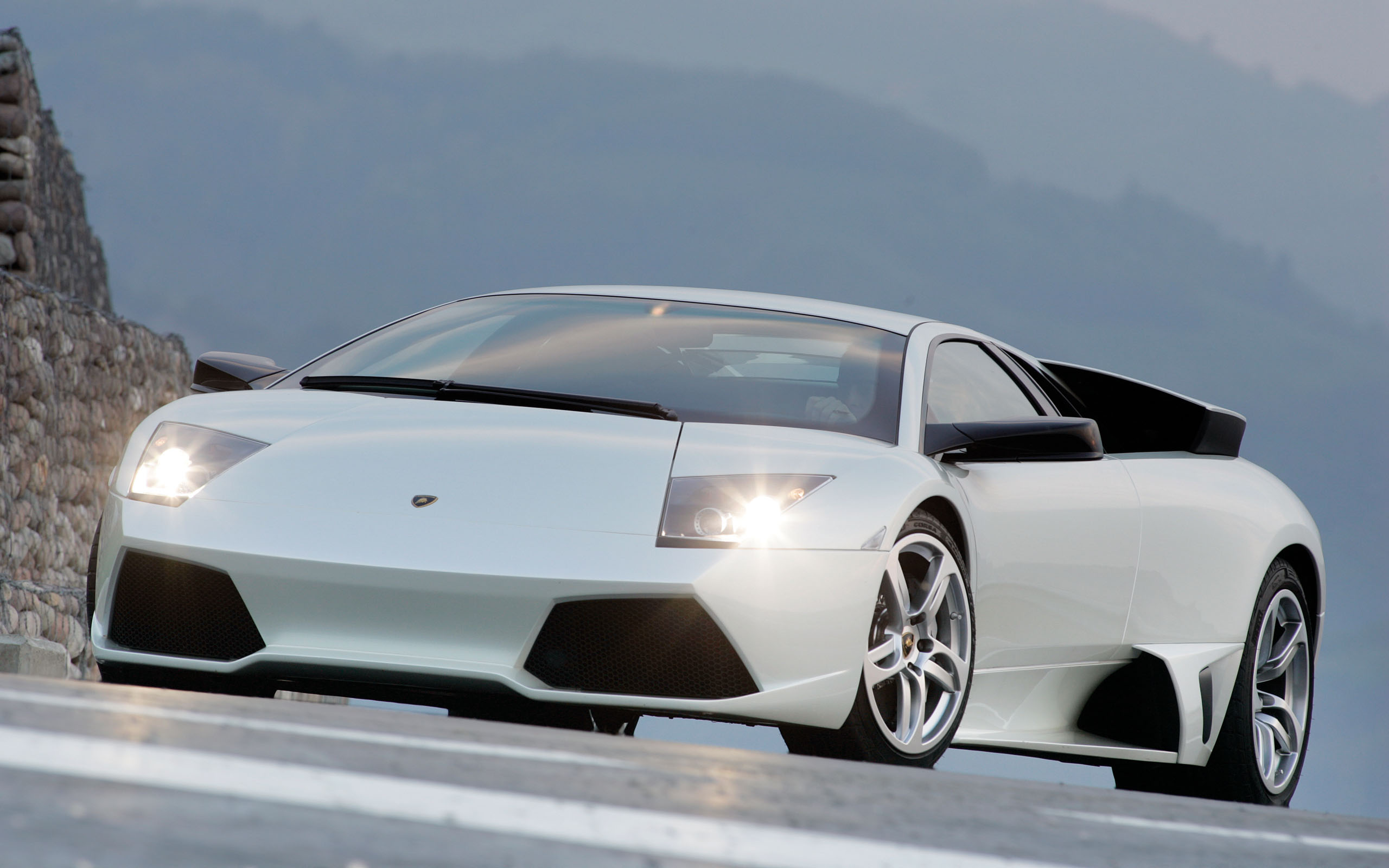 Lamborghini Murciélago: 2 фото